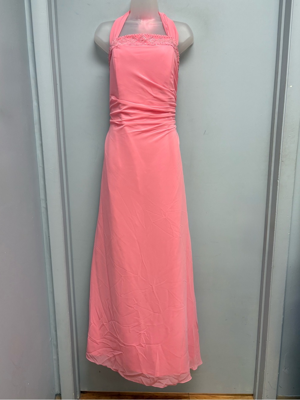 Avalon Bridal Coral Beaded Convertible Halter/Strapless Formal Gown Size 18